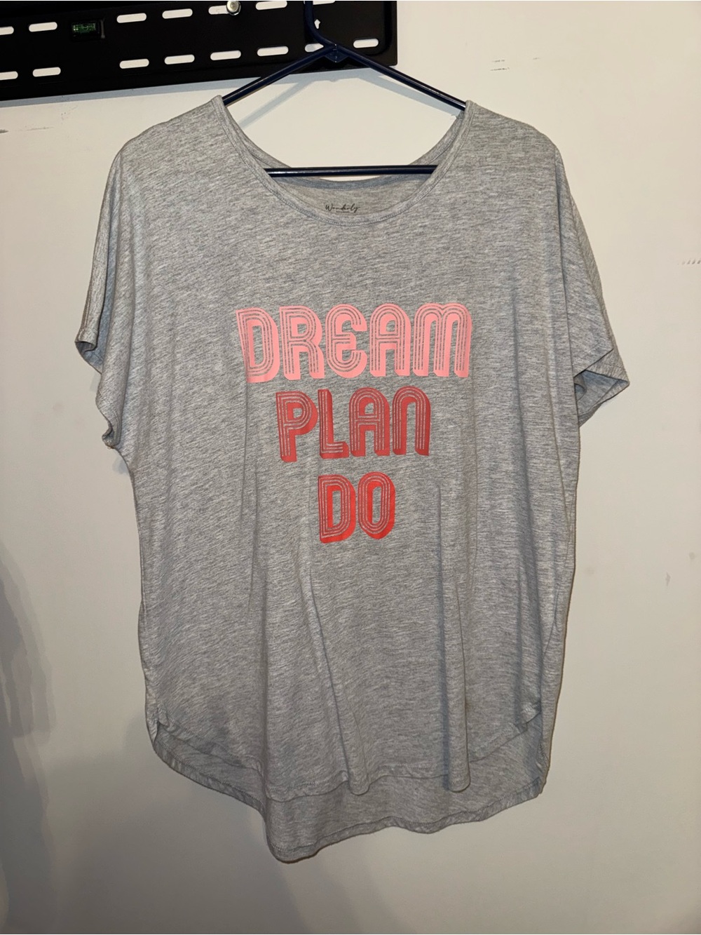 Wonderly Light Gray Tee with Pink Graphic
